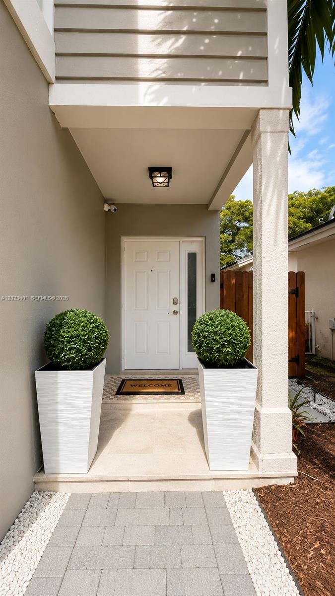 220 SE 32nd Ter