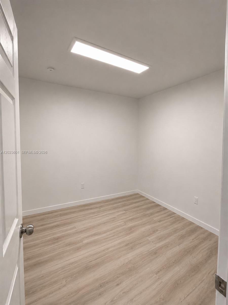 220 SE 32nd Ter