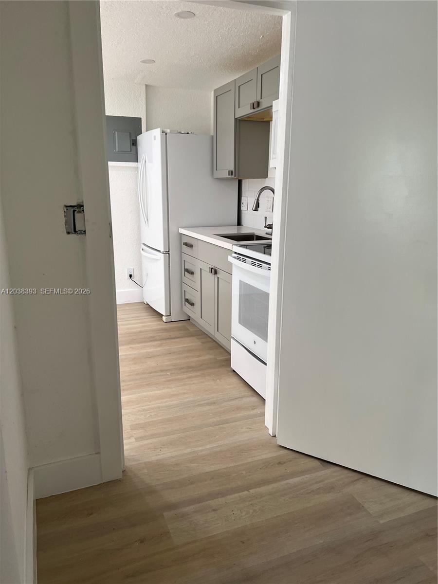 16601 SW 83rd Ct # 3 Unit: #3