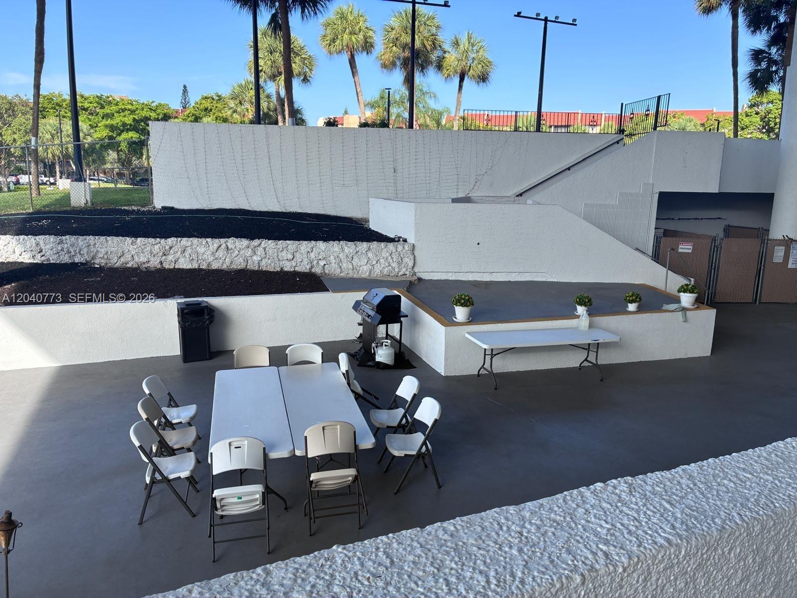7011 Environ Blvd # 412