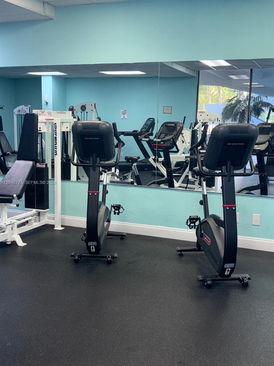 7011 Environ Blvd # 412