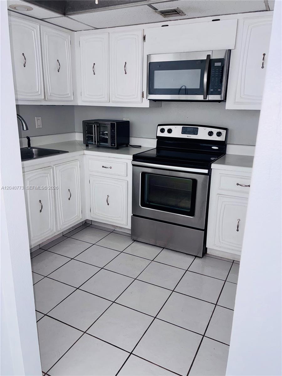 7011 Environ Blvd # 412
