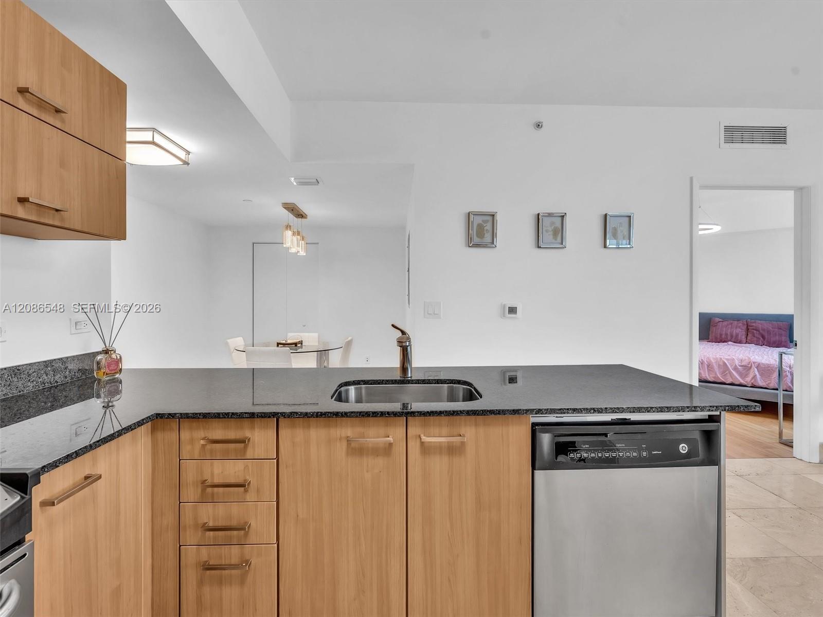 350 S Miami Ave Unit: 3605
