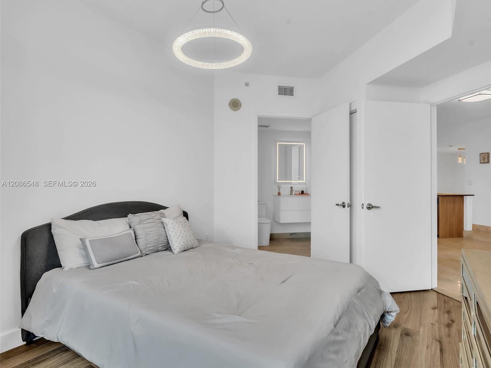 350 S Miami Ave Unit: 3605