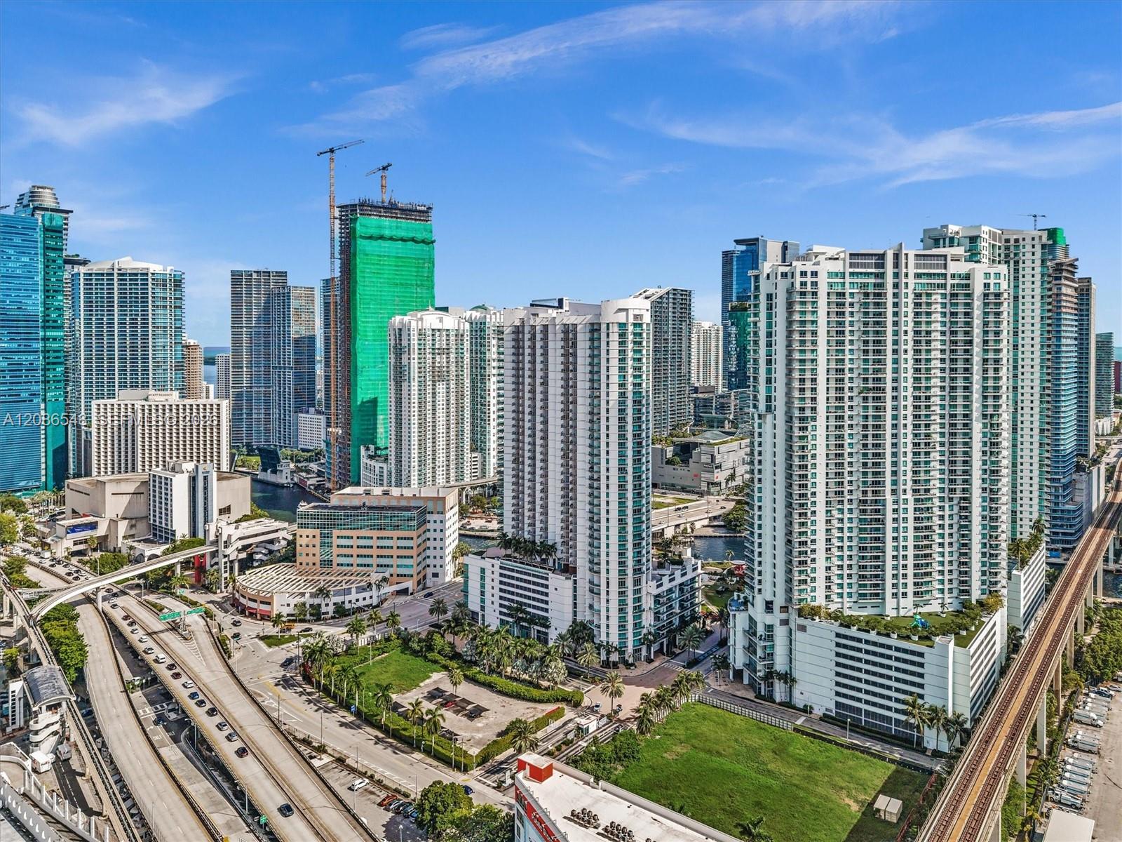 350 S Miami Ave Unit: 3605
