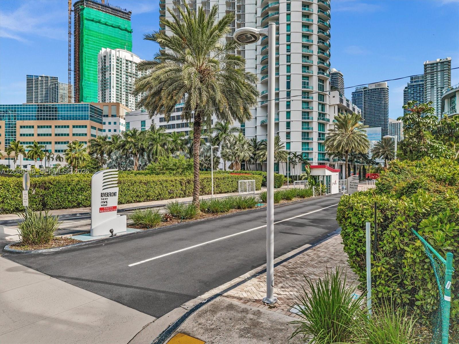 350 S Miami Ave Unit: 3605