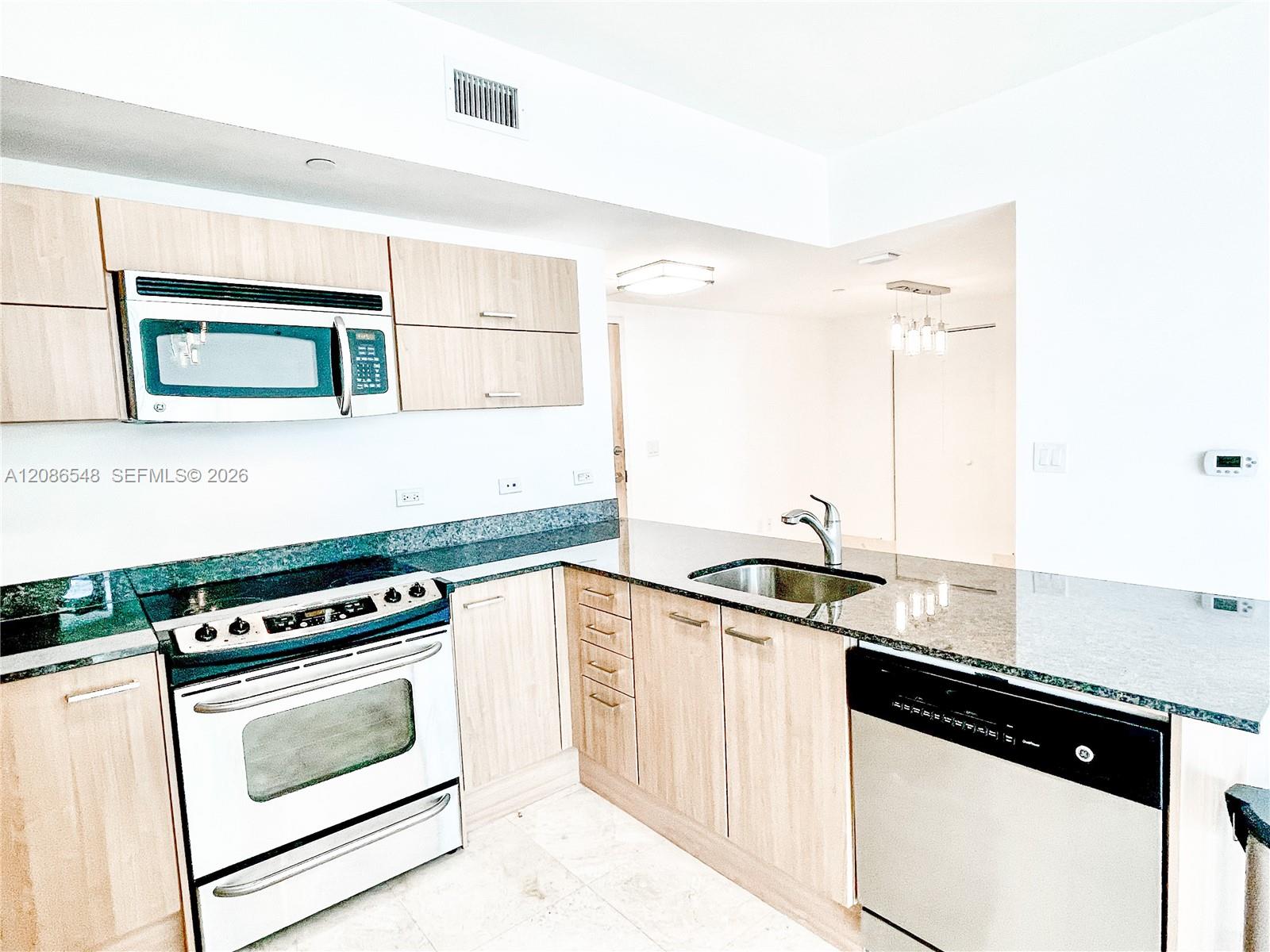 350 S Miami Ave Unit: 3605