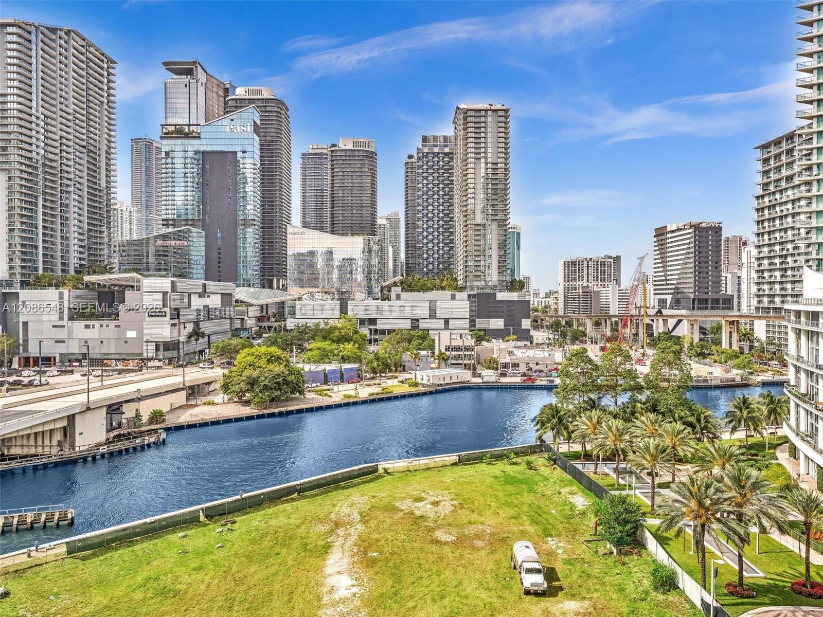 350 S Miami Ave Unit: 3605