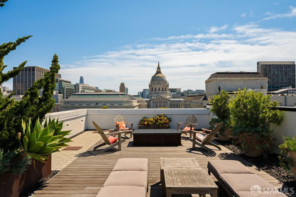 388 Fulton Street # 313