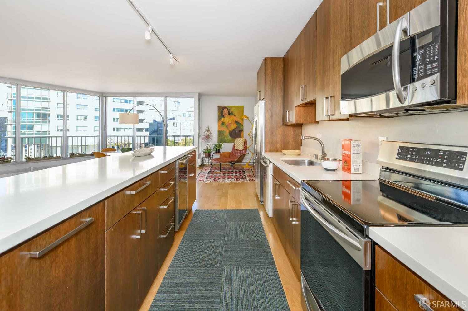1200 Gough Street # 2A
