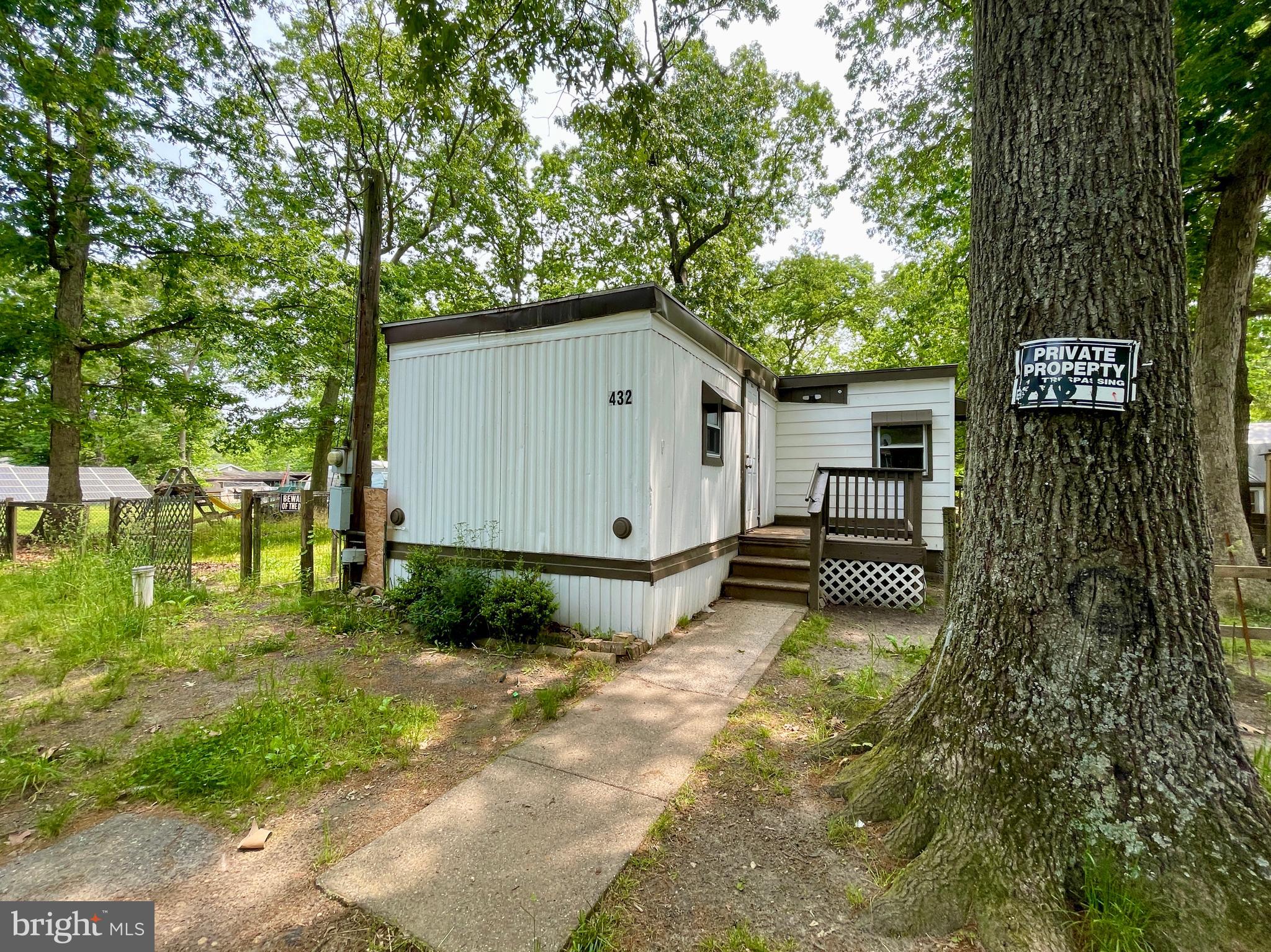 432 Delphinium Rd