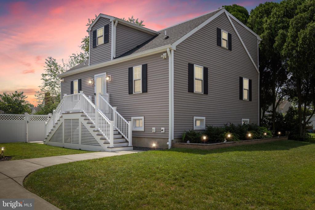 276 Morris Ave