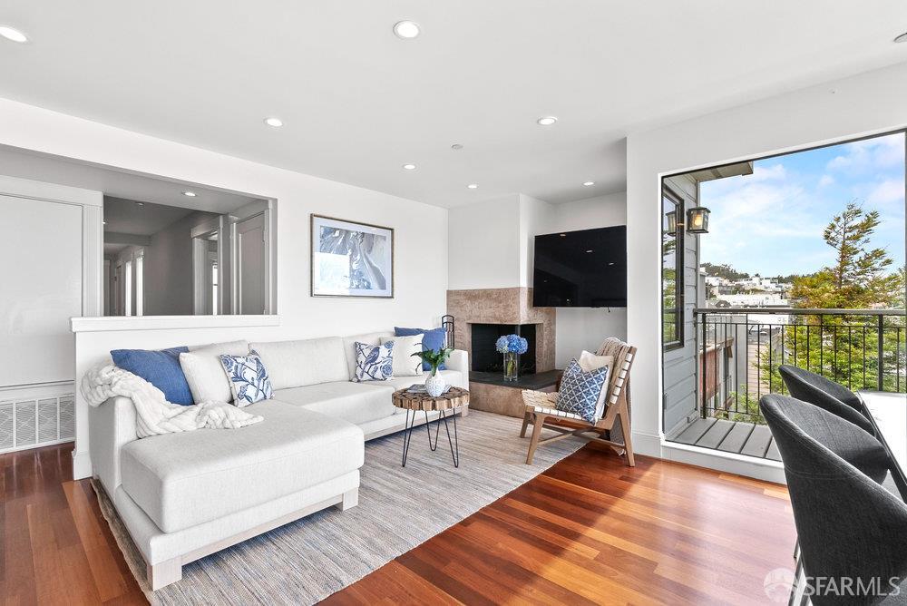 647 Grand View Avenue # 3