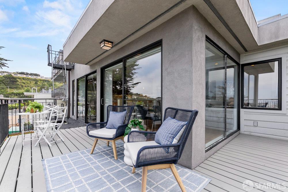 647 Grand View Avenue # 3
