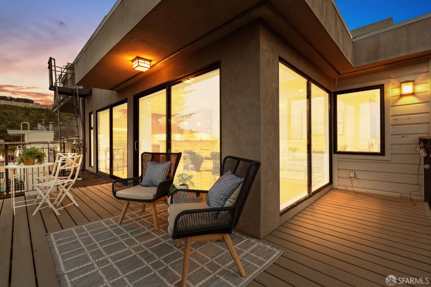 647 Grand View Avenue # 3