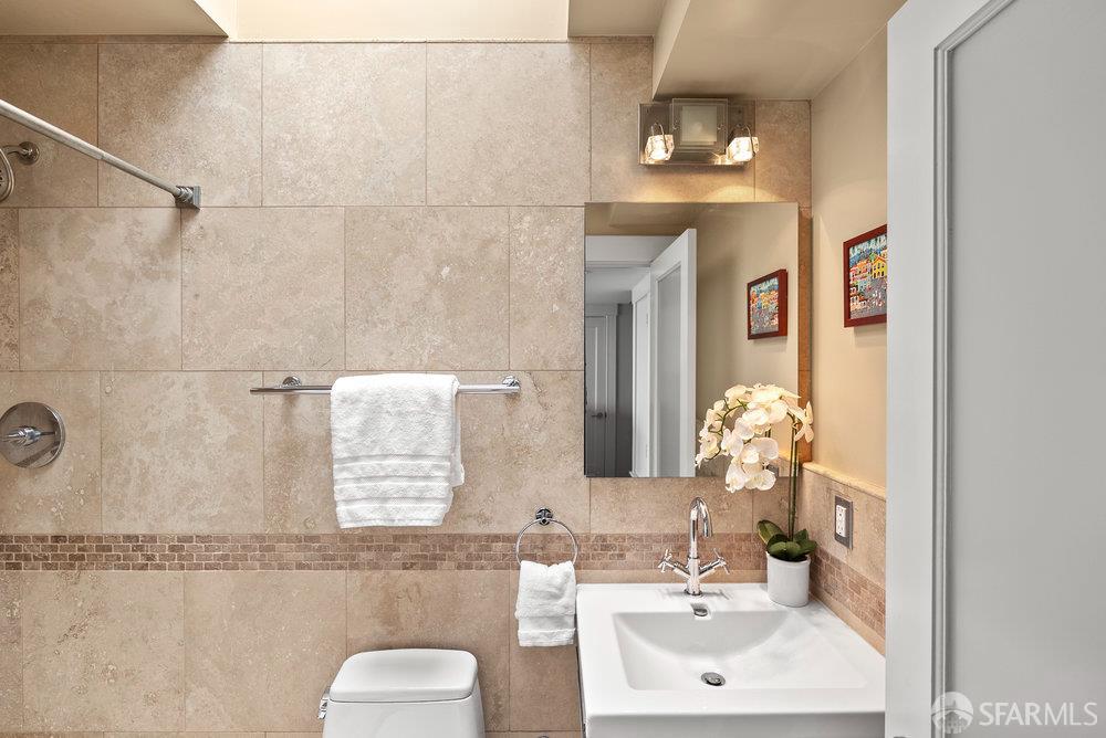 647 Grand View Avenue # 3