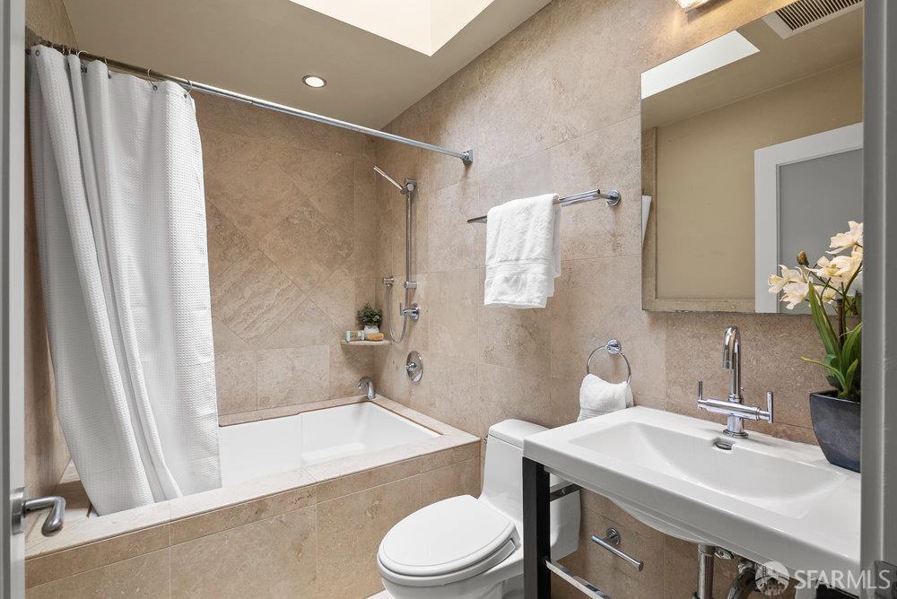 647 Grand View Avenue # 3