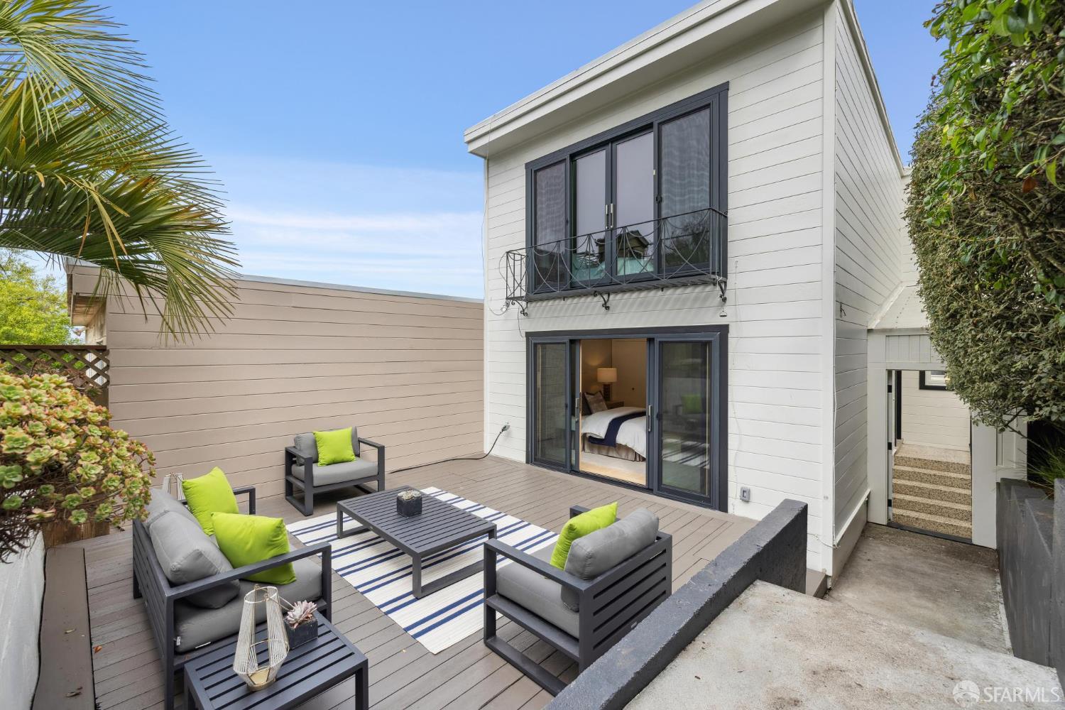 1983 10th Avenue, San Francisco