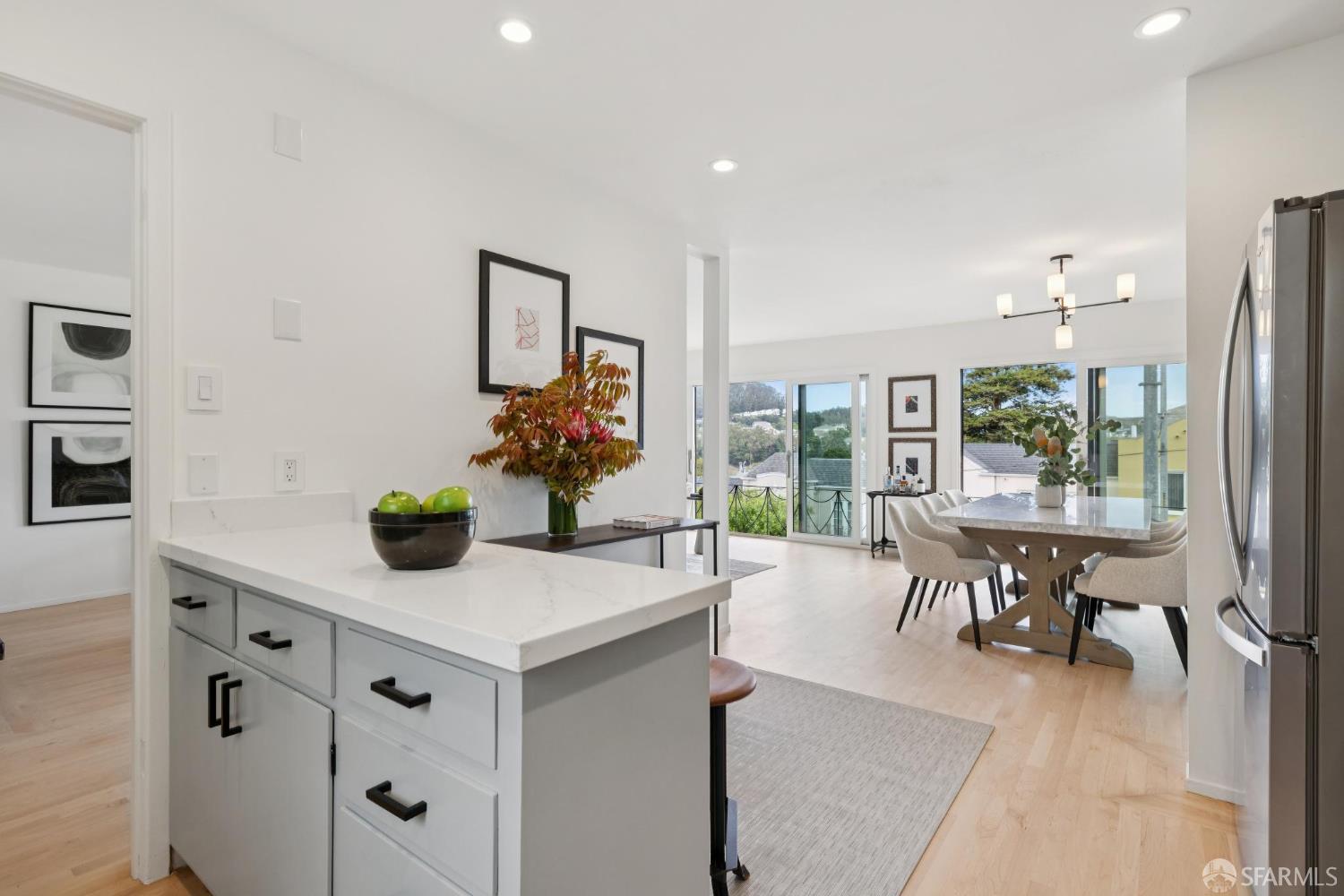 1983 10th Avenue, San Francisco