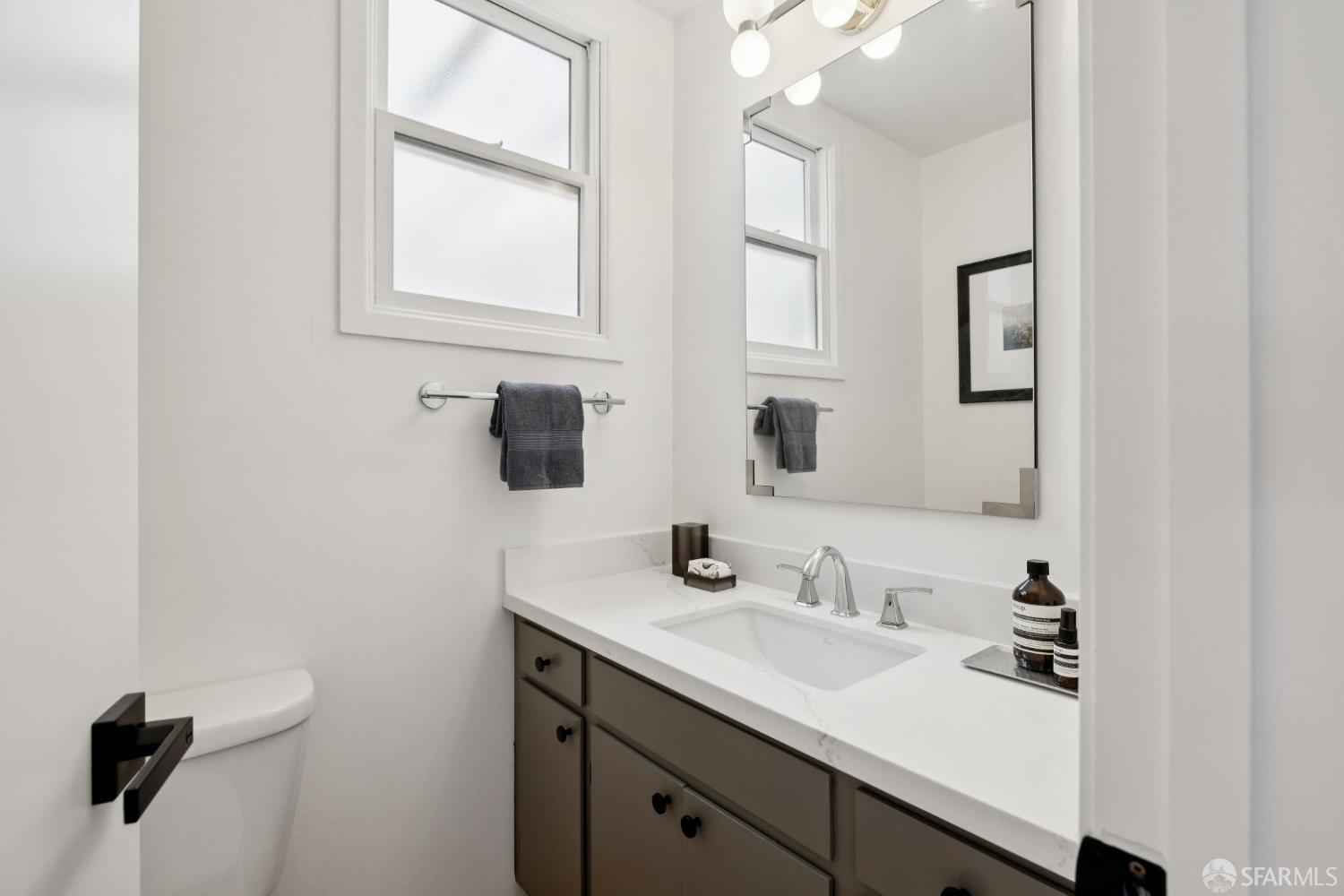 1983 10th Avenue, San Francisco