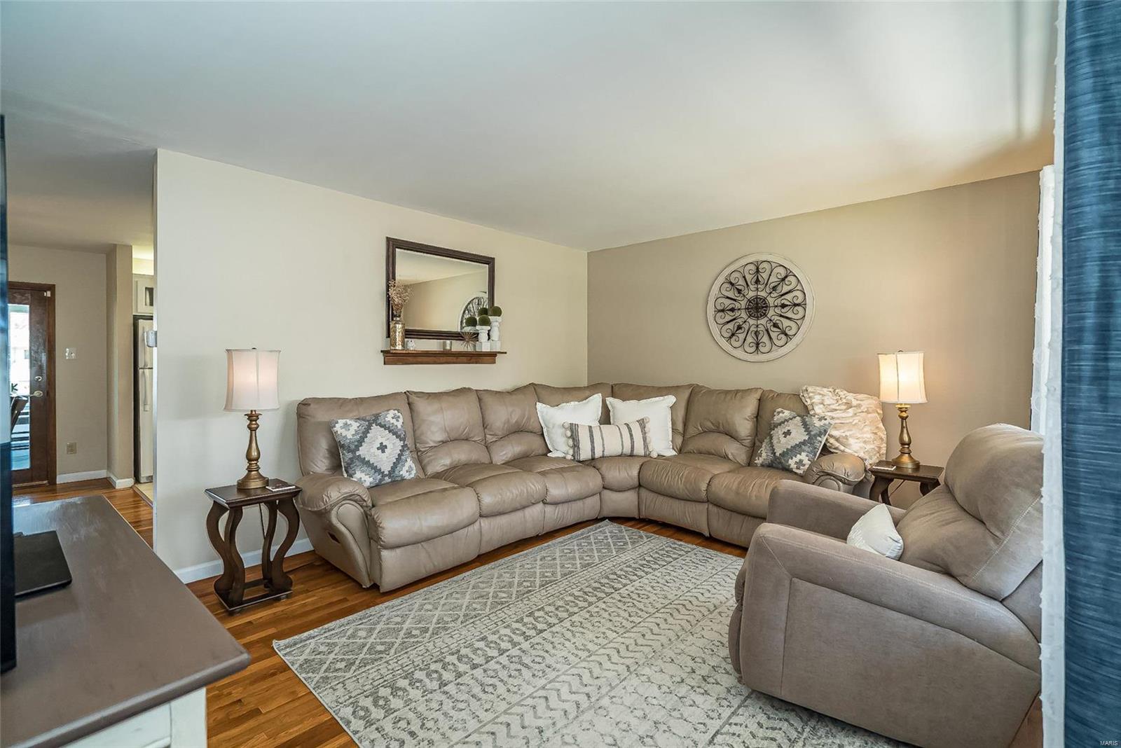 11935 Glen West