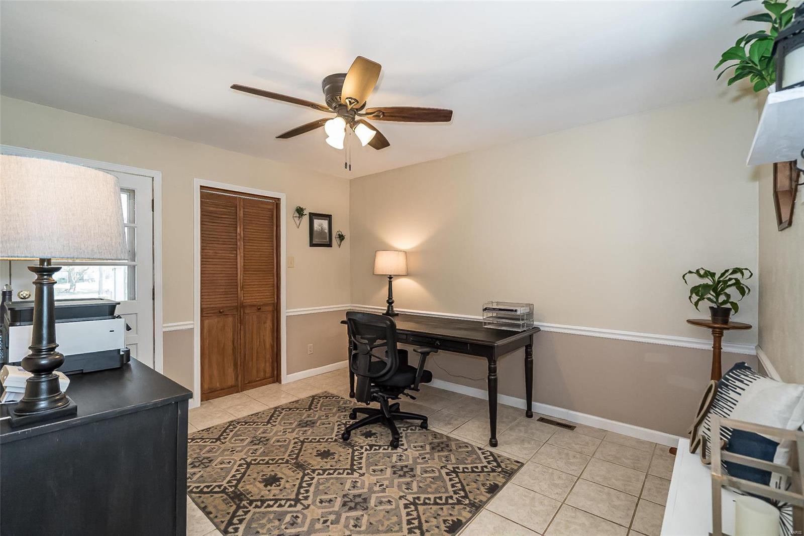 11935 Glen West