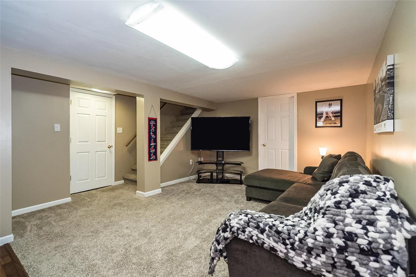 11935 Glen West