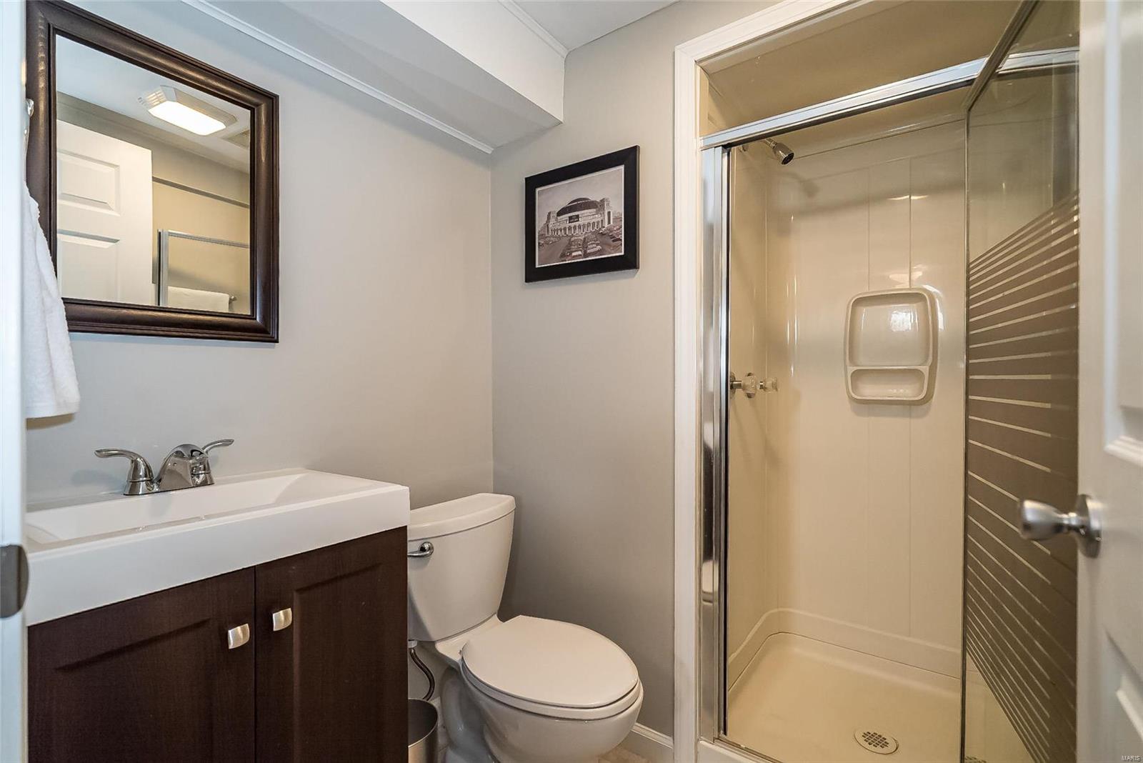 11935 Glen West