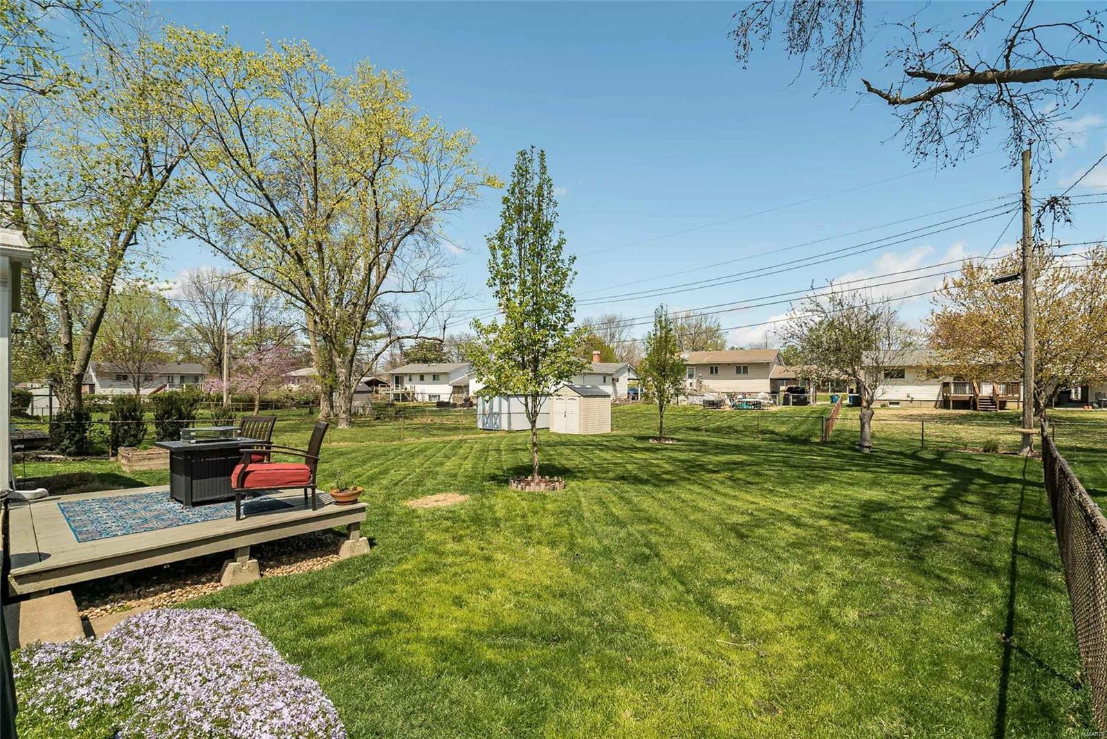 11935 Glen West