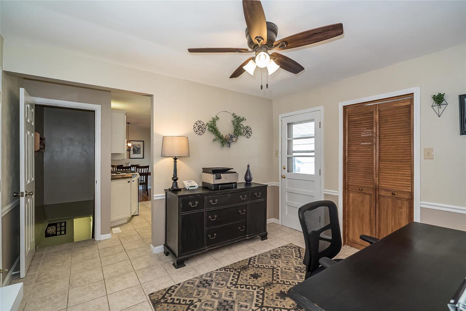 11935 Glen West