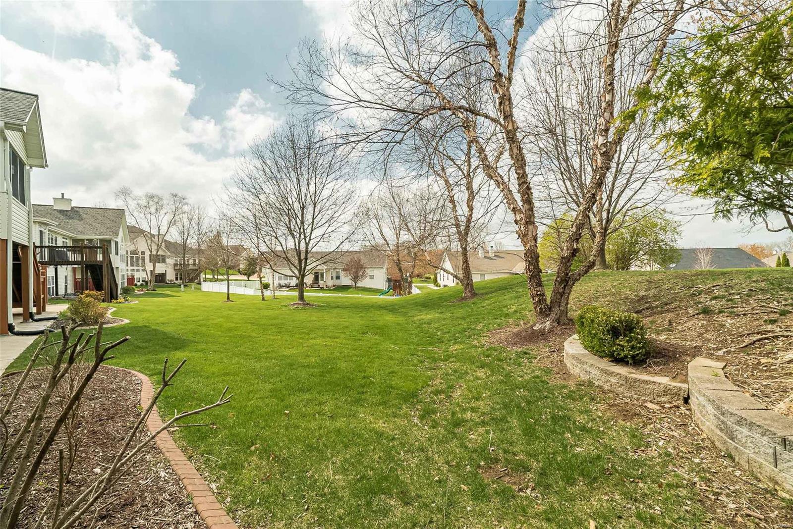 2427 Golden Bear Parkway