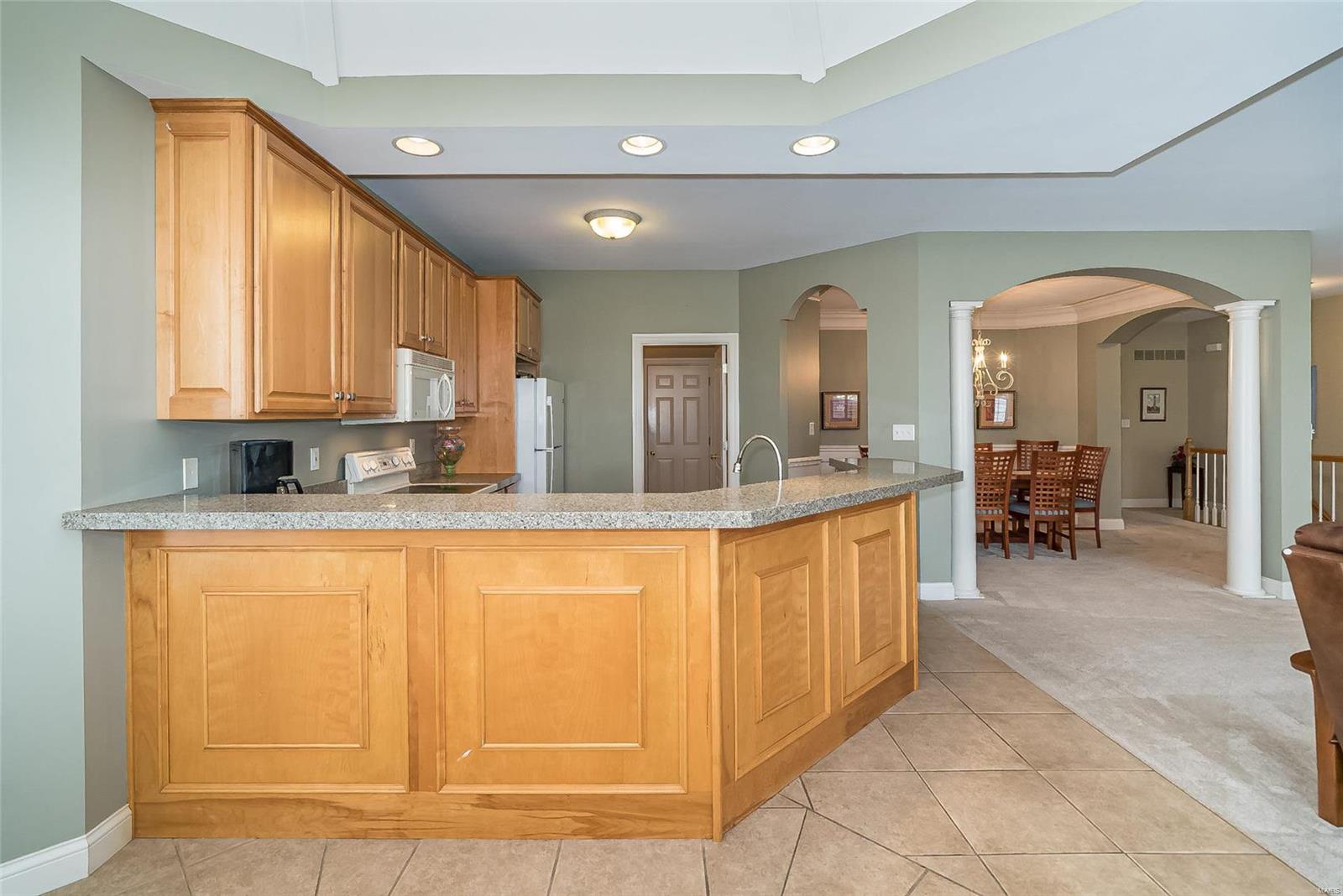 2427 Golden Bear Parkway