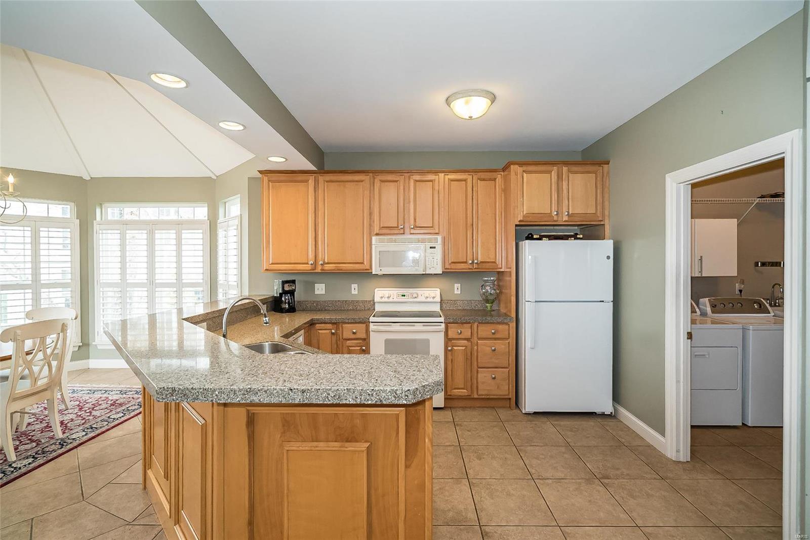 2427 Golden Bear Parkway