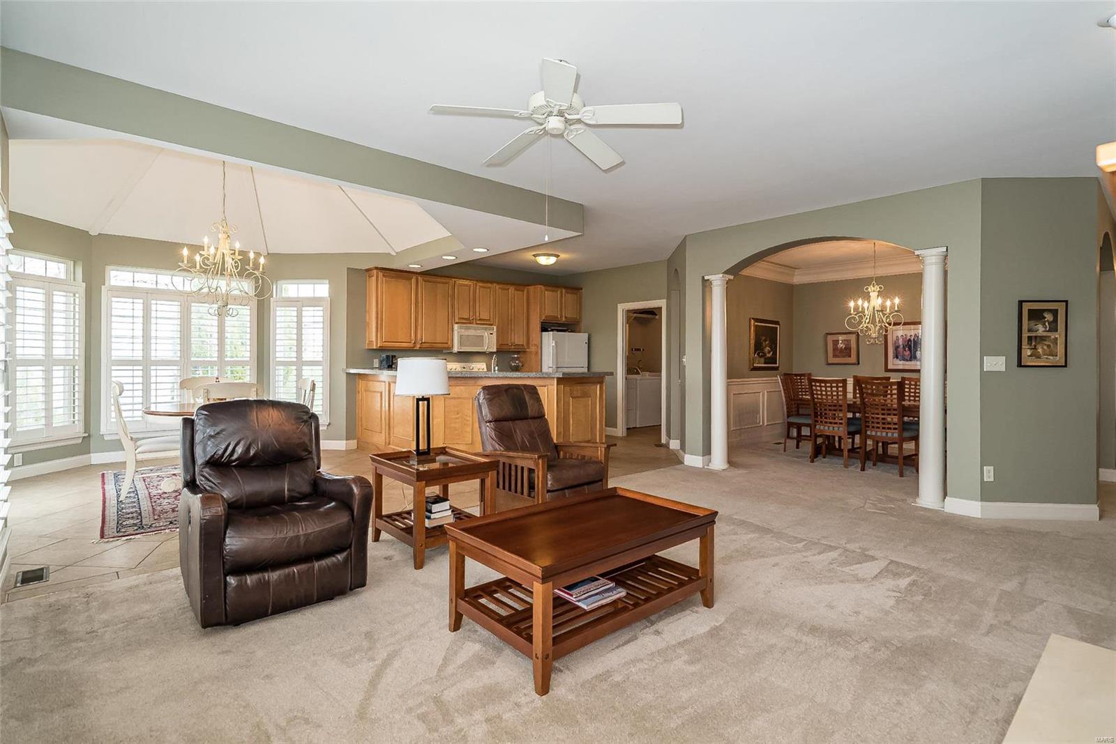 2427 Golden Bear Parkway