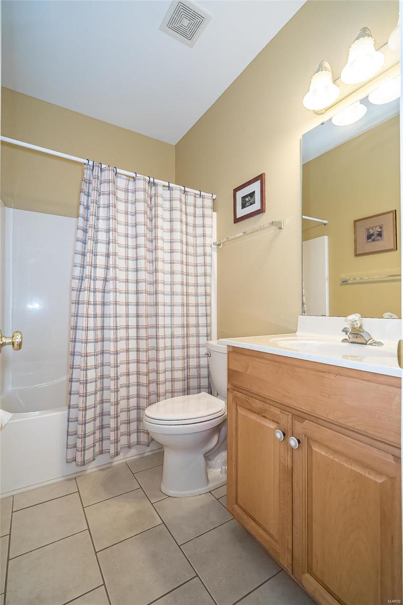 2427 Golden Bear Parkway