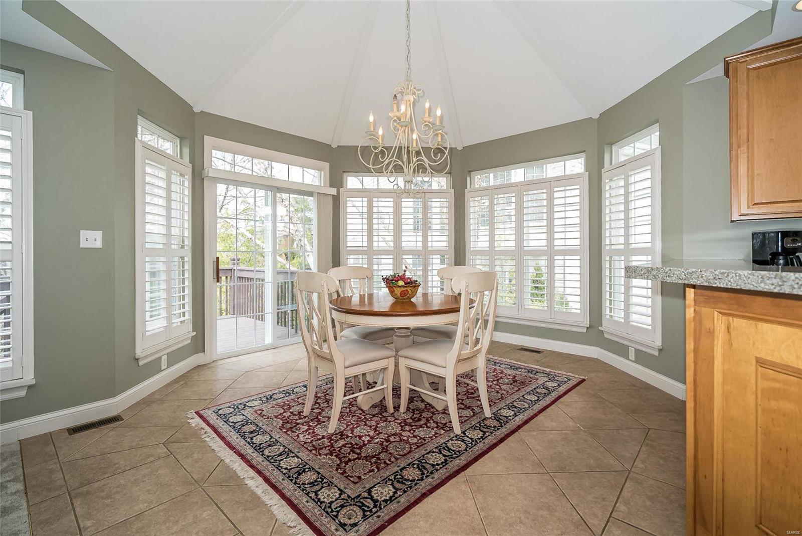 2427 Golden Bear Parkway