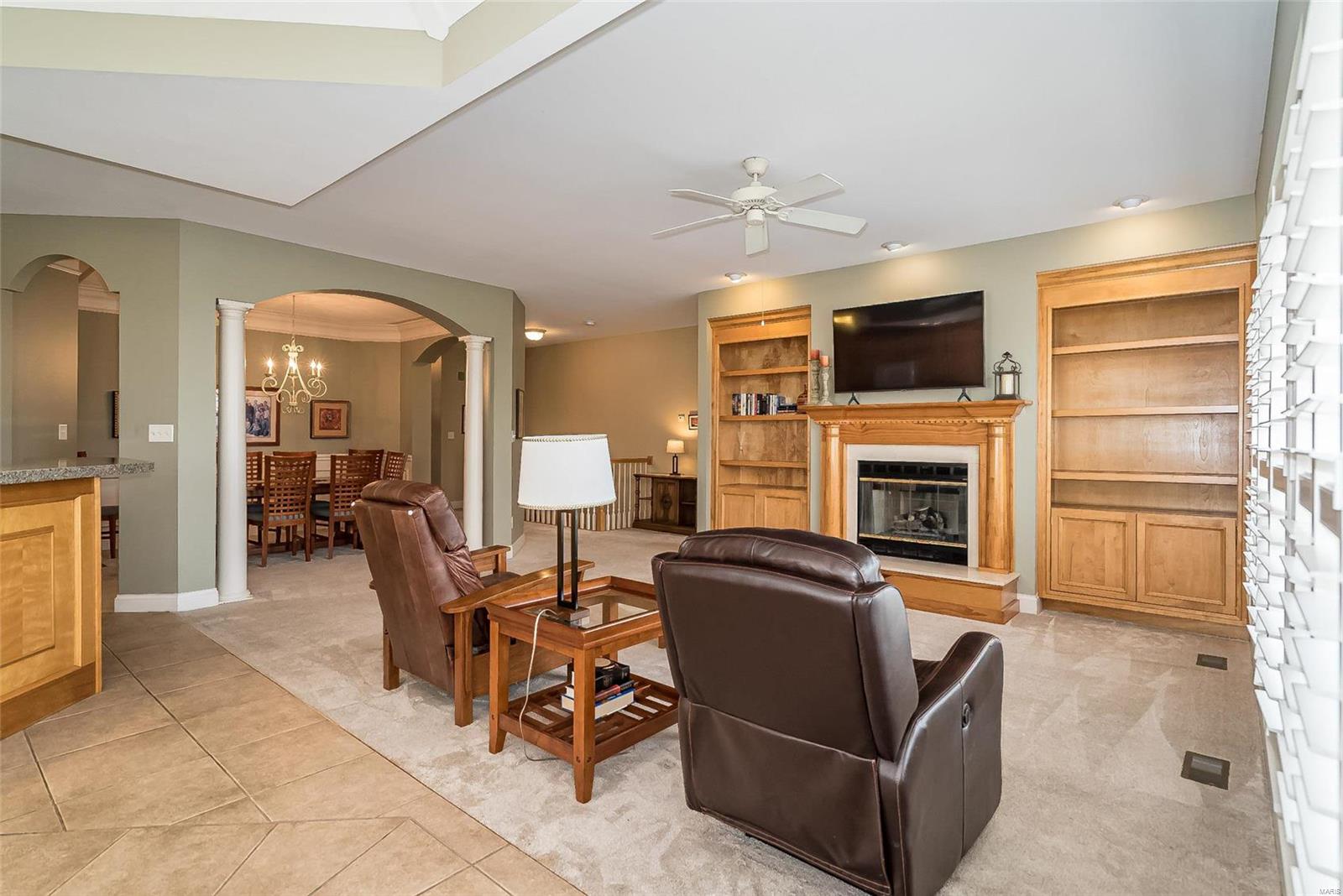 2427 Golden Bear Parkway