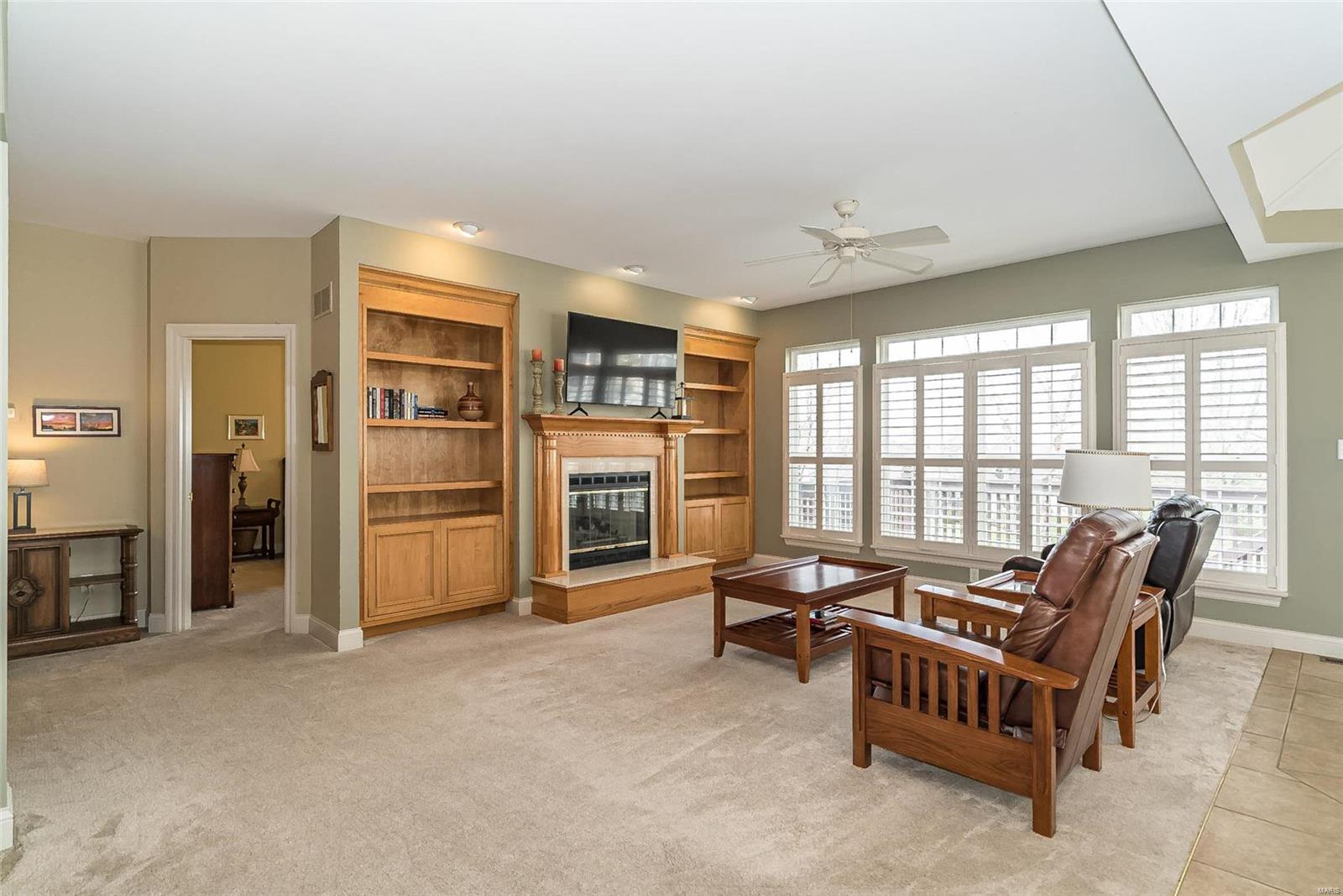 2427 Golden Bear Parkway