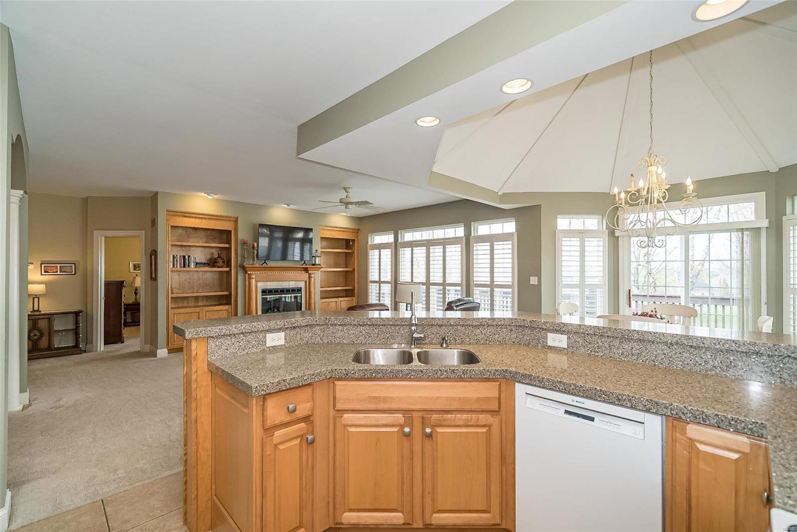 2427 Golden Bear Parkway