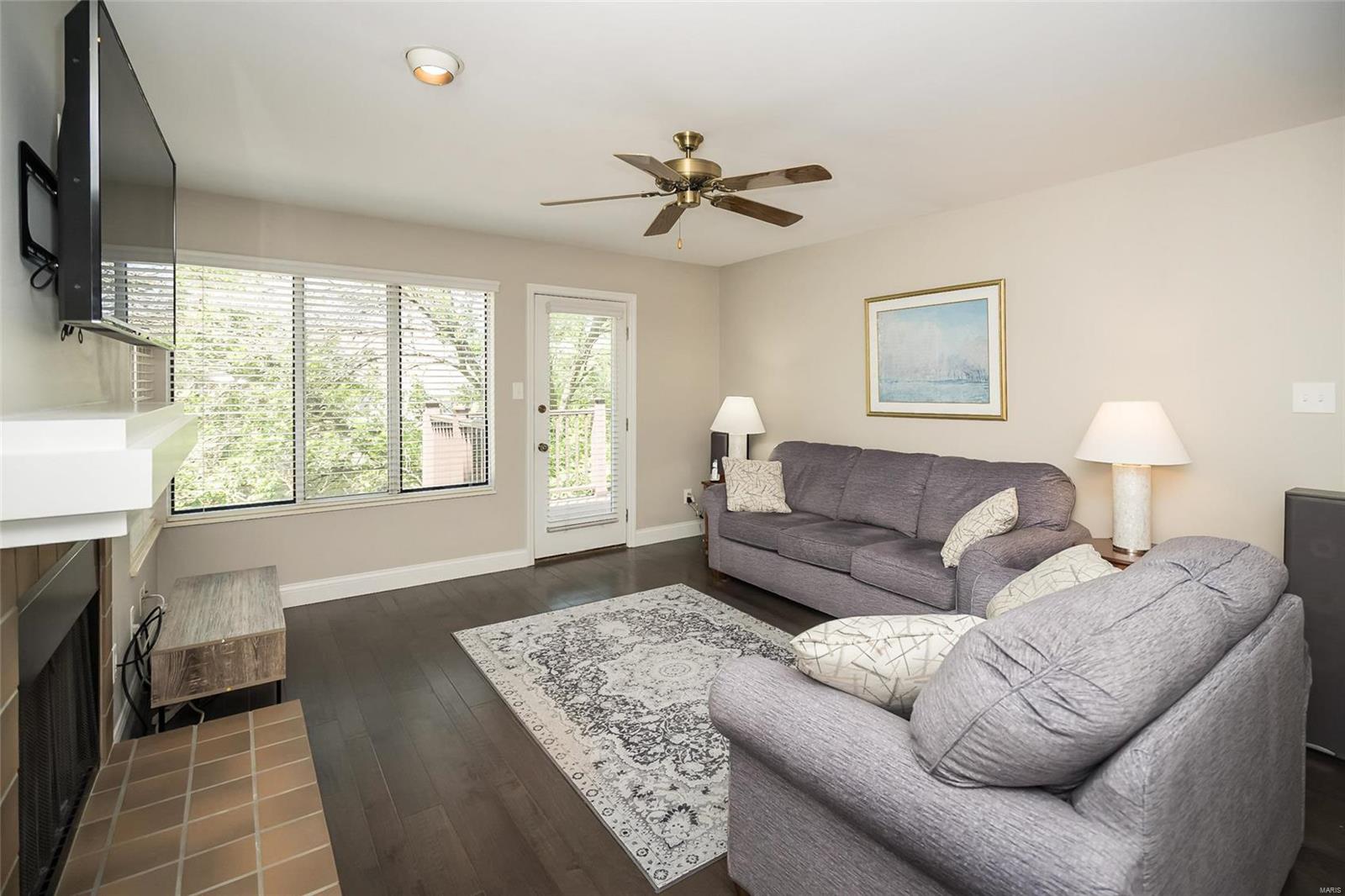 1717 Highview Circle Court