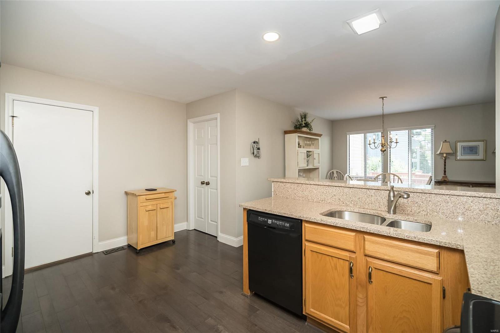 1717 Highview Circle Court