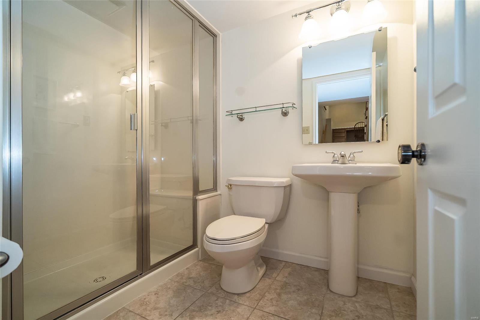 1711 Highview Circle