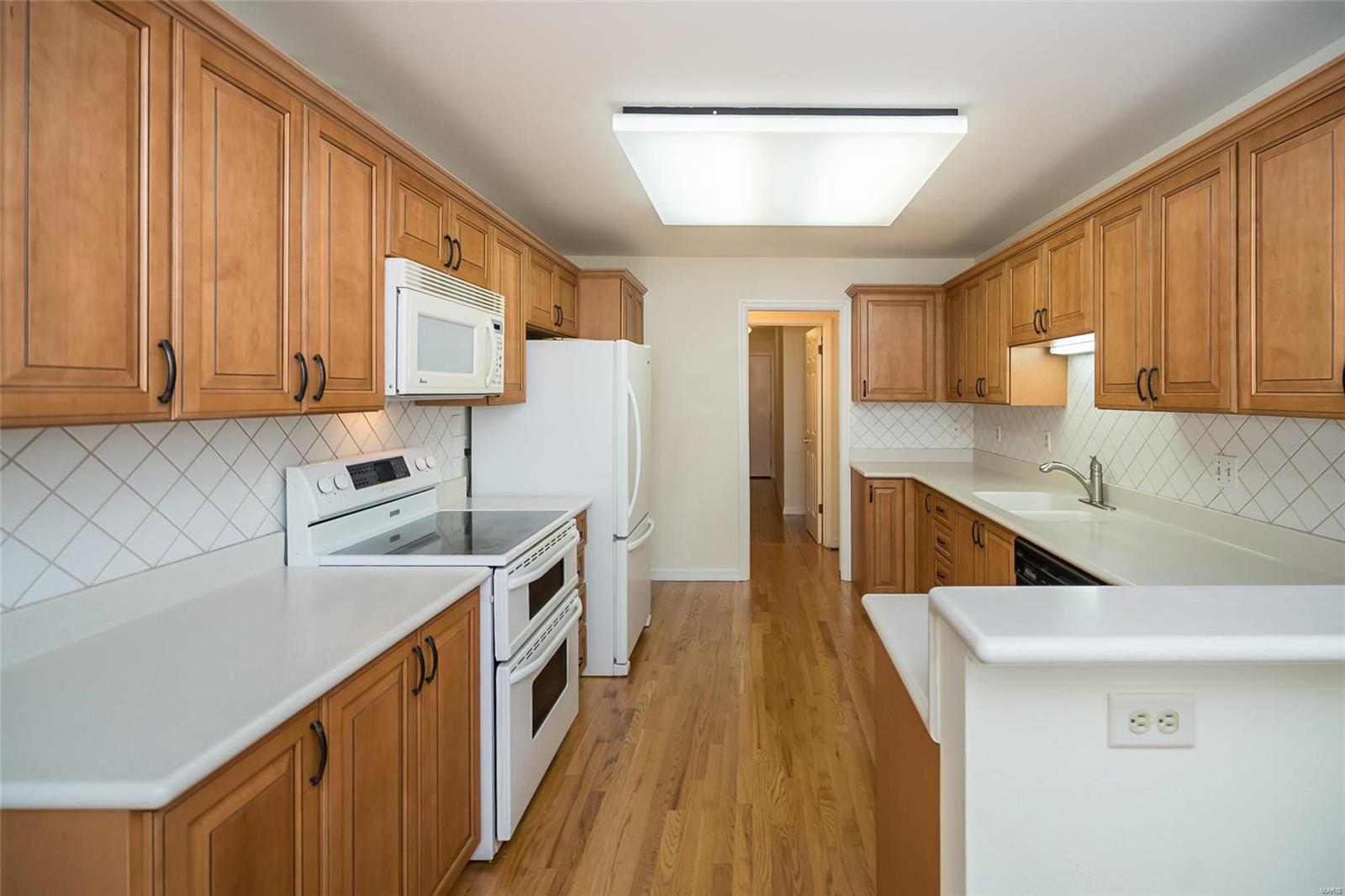 1711 Highview Circle