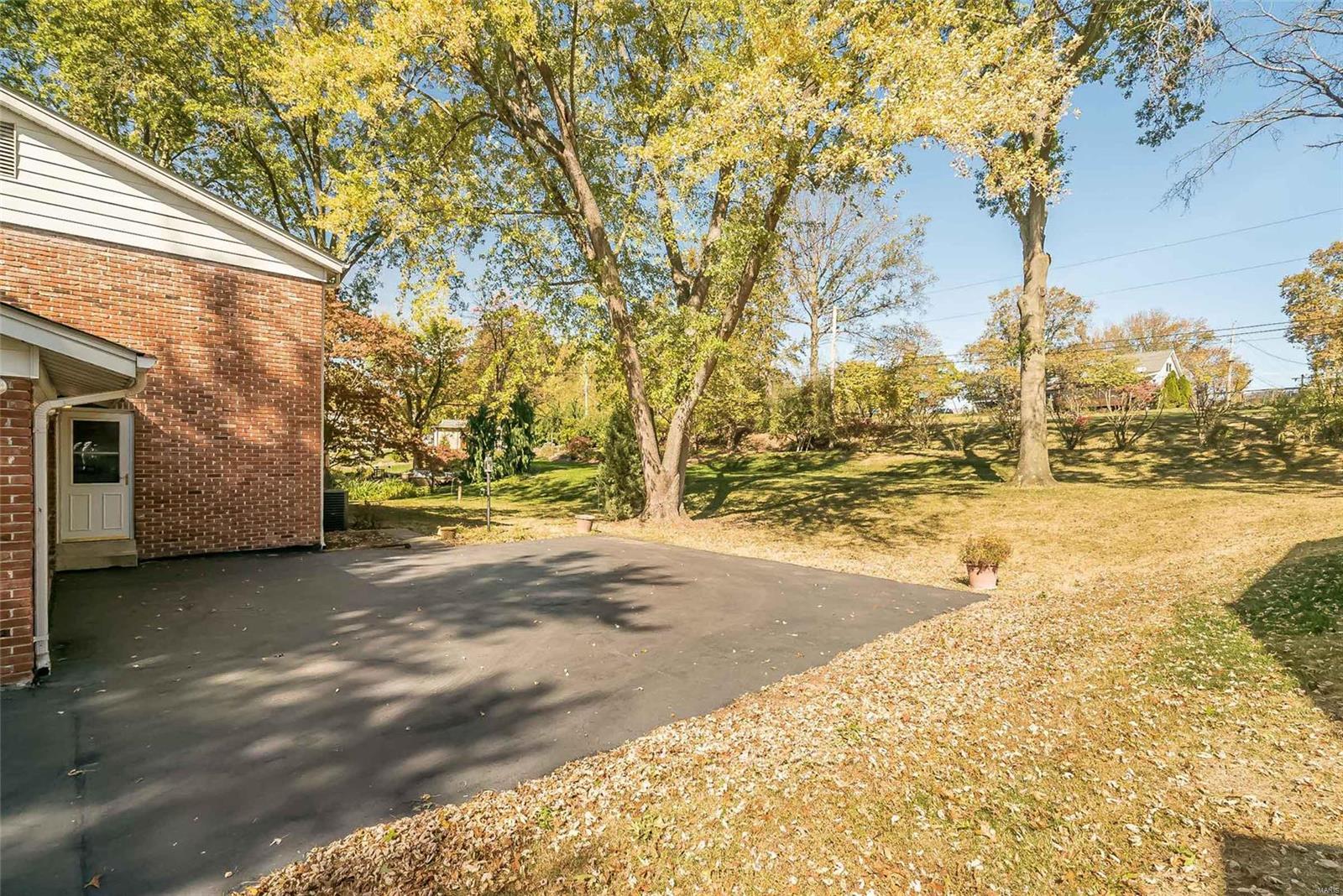 14121 Parliament Drive