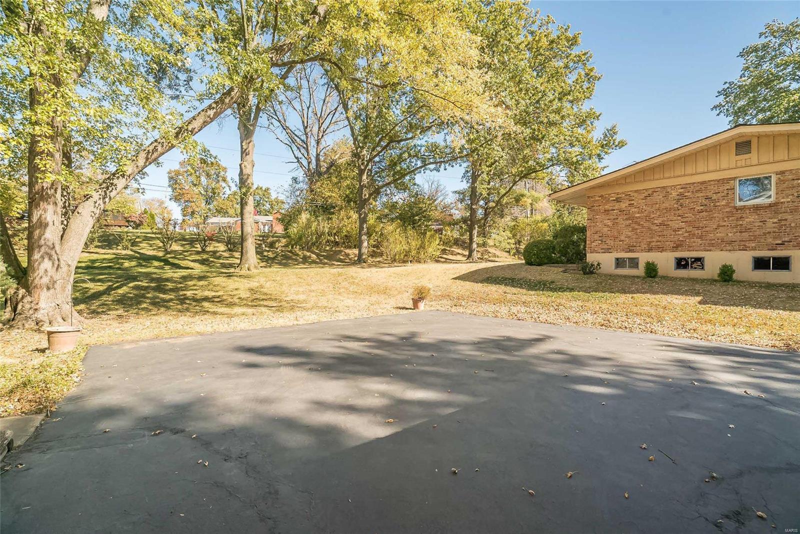14121 Parliament Drive
