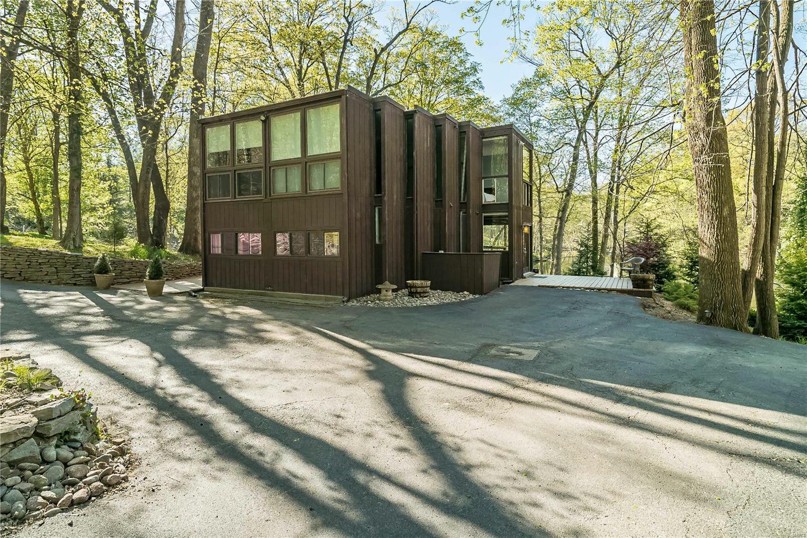 20 Arrowhead Estates