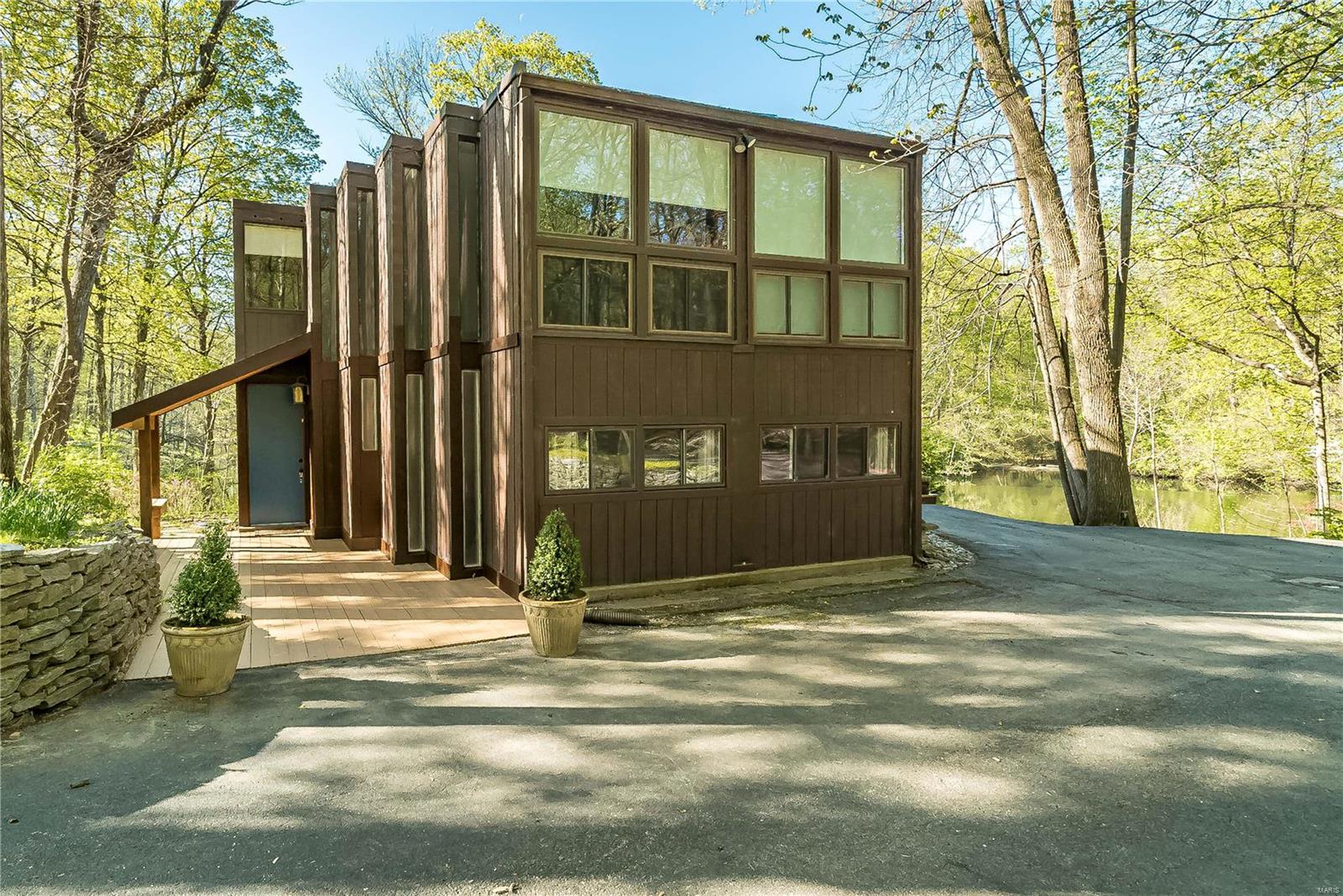20 Arrowhead Estates