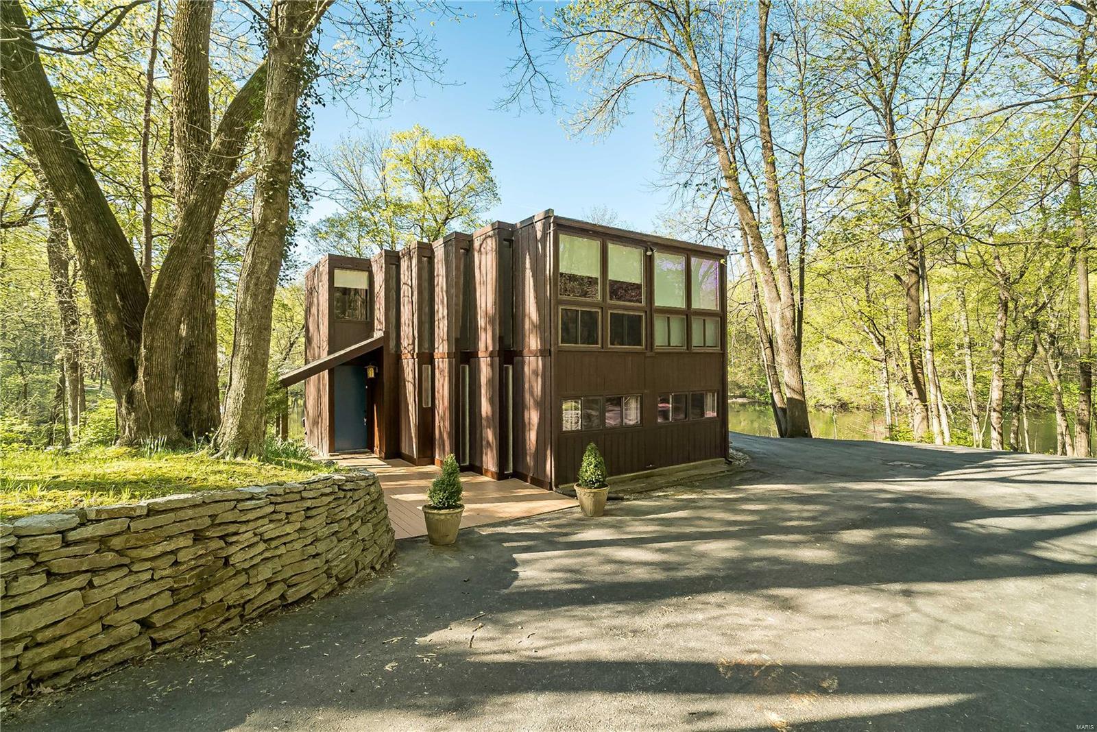 20 Arrowhead Estates