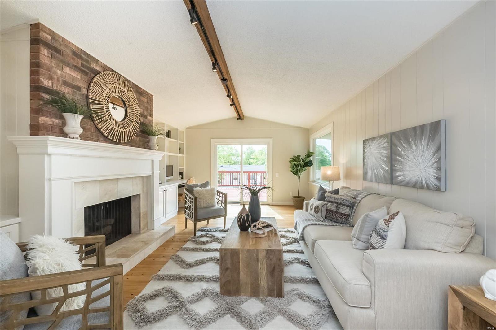 13474 Amiot Drive