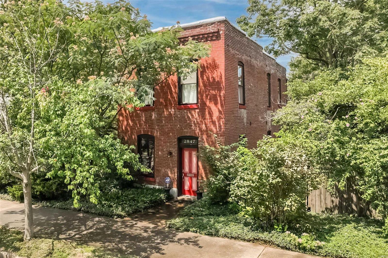 2847 Wisconsin Ave